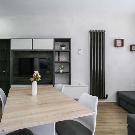 Old Lighthouse - Beach Apartment - Fiumicino Airport Ngoại thất bức ảnh